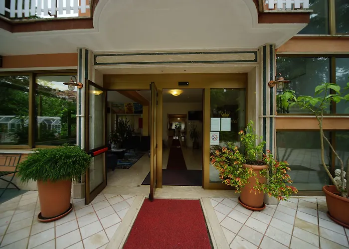 King Hotel